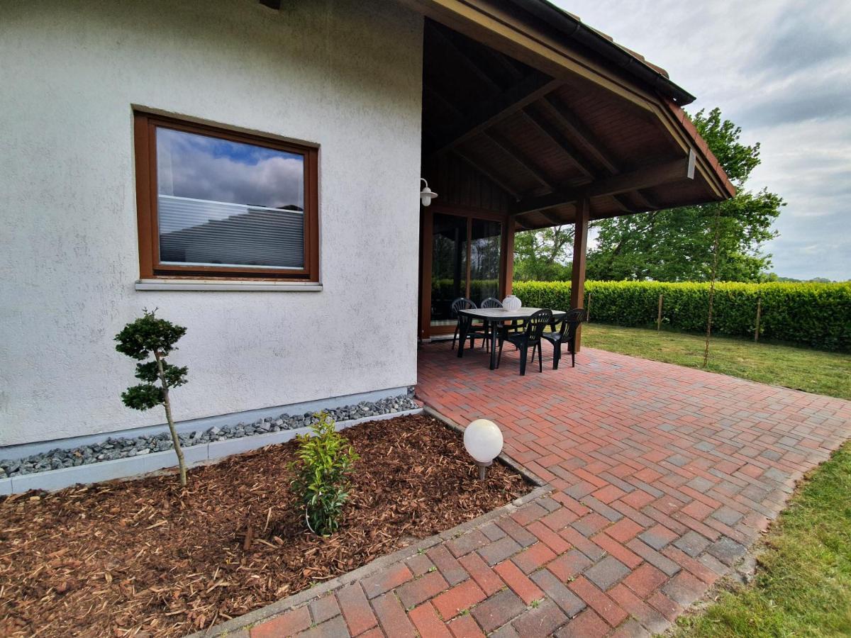 Ferienhaus Vier Pfoten Schweiburg エクステリア 写真